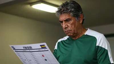 Santos Laguna incorpora al defensor argentino Felipe Sánchez Astrolog, de 20 años, en préstamo de Schalke 04