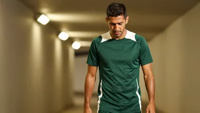 El futbolista brasileño Neymar recibió un emocionante homenaje en el museo del Santos F.C., donde se le rindió tributo...
