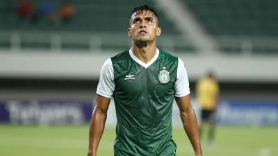 Santos FC defeated Universidad Central de Venezuela 4-2 in the second leg of their Copa Sudamericana match, securing an...