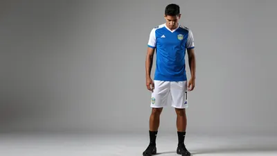 Santos Laguna protestará contra el árbitro Reginald Gumbs por la entrada que lesionó a Lucas Di Yorio en la Liga de...